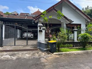 Rumah Semi Villa View Sungai Ayung dekat Green School Abiansemal Badung