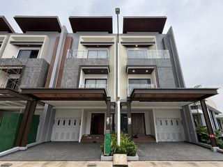 Dijual Rumah 4 Lantai Pondok Indah Lokasi Dekat Tol Hunian Tropis Mewah