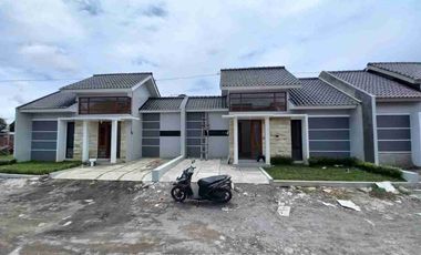 Dijual Rumah Ngemplak Kartosuro Solo