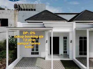 Rumah mewah, 1 lt bergaya AMERICA CLASSIC, yg belokasi stratrgis , dibandung , 7 menit tol buah batu