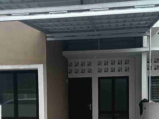 Rumah baru  dalam kompleks