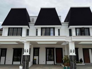 Rumah Mewah Classic 2 & 3 Lantai Siap Huni di TB Simatupang – Lebak Bulus, Jakarta Selatan.