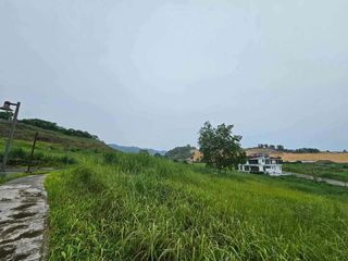 For Sale: Priveya Hills Corner lot 472 sqm