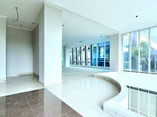 Brand New! Gedung di Pancoran 7 Lantai - Bagus