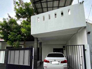 Jual Cepat Rumah 2 Lantai Siap Huni Luas 140m² di Komplek Perdagangan Tangerang