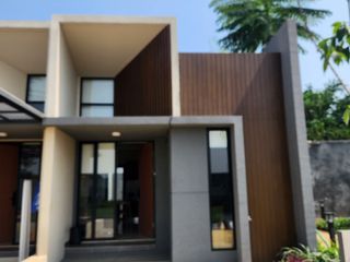 DIJUAL RUMAH 700JT DI AREA BSD