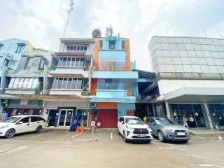 Jual Ruko Lokasi Strategis di Tanjung Barat, Pasar Minggu