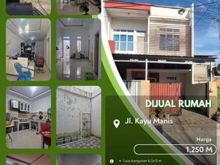 Dijual Rumah 2 Lantai Jalan Kayu Manis Pekanbaru Kota!
