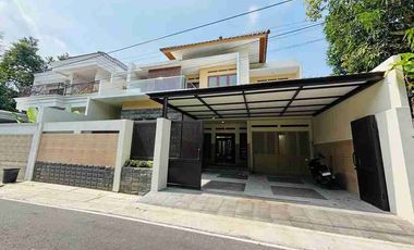 Dijual rumah di Sumber Pajajaran Solo