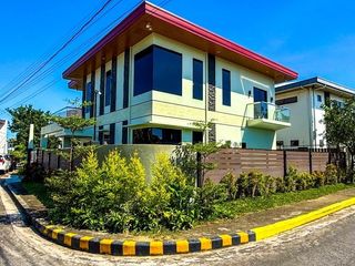 Stunning Brand New Corner Single Detached House & Lot for sale in Brgy. Anabu 2C, Imus Cavite.