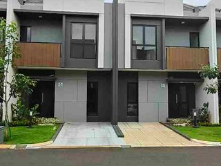 jual cepat rumah 2 lantai di cluster regia summarecon crown gading - termurah