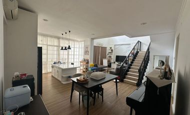 Rumah Mewah 2lantai Siap Pakai di Pakuwon Indah dekat Citraland Graha