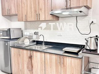 THE LOOP TOWERS IN LIMKETKAI 1BEDROOM WITH PARKING FOR SALE