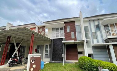 Jual Turun Harga Rumah Dua Lantai Kota Wisata Cibubur