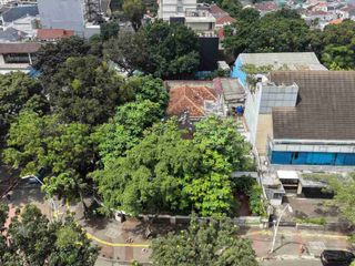 rumah lama hitung tanah area strategis dekat blok M plaza dan MRT