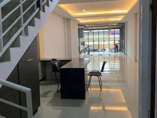 Ruko Mainroad Cikawao, Kota Bandung Ref.05238