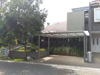Rumah 2 lantai Mewah Murah siap huni SHM strategis di KBP Mayangpadmi