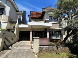 Disewakan rumah terawat siap huni semifurnished Villa Puncak Tidar Malang