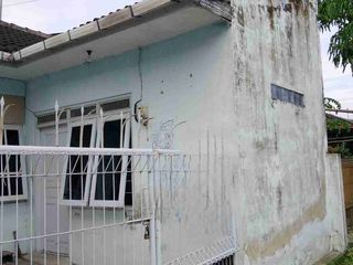 rumah dekat mall the park strategis