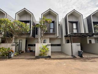 Rumah 2 Lantai Siap Huni di Lingkungan Nyaman & Strategis Di Serpong Tangerang Selatan