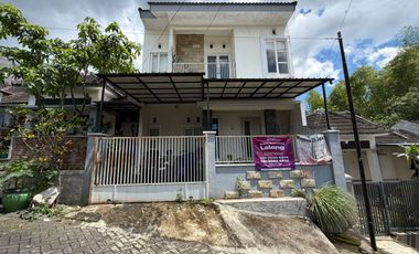 Rumah 2 Lantai Strategis dan Murah di Kawasan Lowokwaru dekat dengan Universitas Muhammadiyah Malang Kampus III
