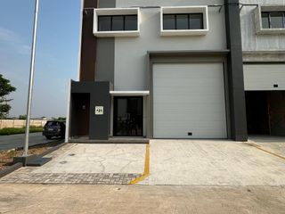 Disewakan Gudang Multiguna Eraprima Toha Industrial Park Jl. M Toha Km 5, Periuk, Tangerang Kota