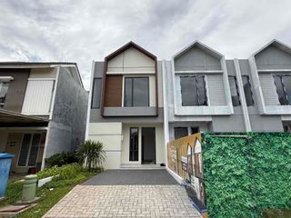 Rumah Siap Huni Luas Tanah 77m² Dekat Mall Paradise Walk Serpong