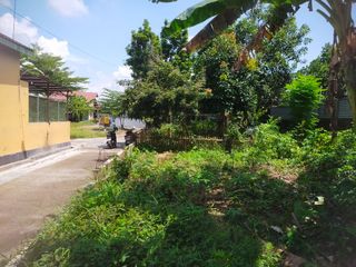 Menurut keyakinan saya.... "Tanah di Sragen Kota ini masih murah lho?!"