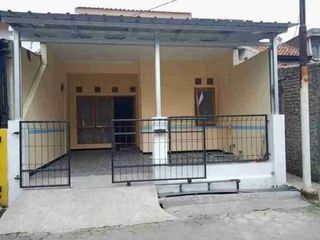 DI KONTRAKAN RUMAH DI GRIYA BANDUNG ASRI 3 CIGANITRI DEKAT STT TELKOM BUAH BATU BANDUNG