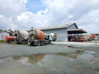TANAH DATAR SUDAH ADA BAGUNAN GUDANG, KANTOR .DI BALIKPAPAN BARAT