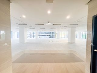 BGC Fort Bonifacio Taguig City Along 5th Avenue Office Space for Rent