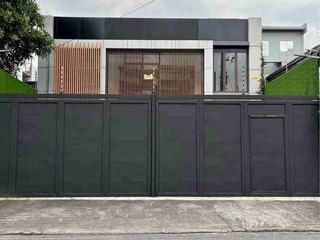 Office and Commercial building for sale or lease in Mandaluyong City