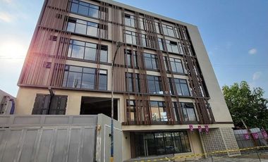 Office Building For Sale in Mandaluyong City