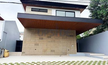 Ayala Alabang 5 Bedroom House For Sale