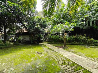 Disewakan lahan 550 mtr strategis di ciputat cocok  untuk restauran atau cafe