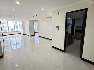 3 BEDROOM CONDOMINIUM FOR SALE IN PASIG