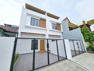 DIjual Rumah Modern Minimalis Semi-Furnished Harapan Indah