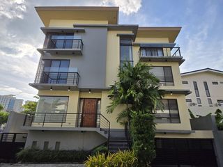 McKinley Hill Village BGC 5Bedrooms 4Parking Modern New House For Rent near Airport International School Forbes Dasmarinas Ayala Alabang