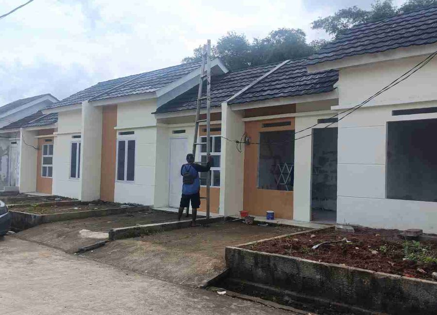 Awani Square Setu, subsidized house in strategic location in Setu ...