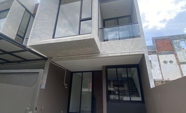 Dijual Rumah Siap Huni di Nangka Residence Minimalist Tropical Concept