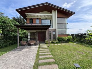 3BR House for Sale in Vireya Tagaytay Midlands — Taal Lake View