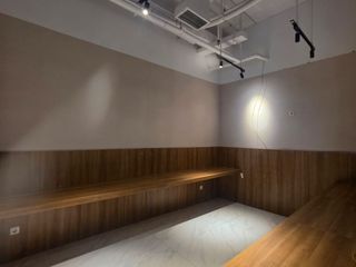 Disewakan Office Gold Coast, 117m2, Sudah Renov