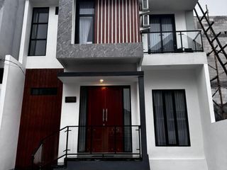 Villa Keluarga Baru di Dekat BNS Kota Batu
