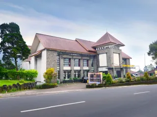 Hotel dijual Lokasi Puncak Pass Bogor Potensi Keuntungan Jika Dikelola Dengan Baik Sangat Besar