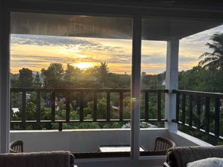 Town house for Sale with Great Income in Tagaytay