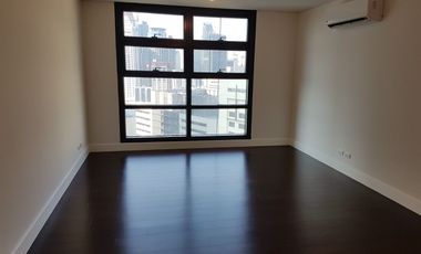 RUSH SALE 1 BEDROOM UNIT IN GARDEN TOWERS MAKATI
