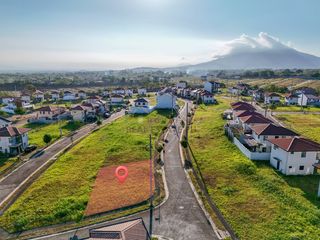 Residential Corner Lot in Nuvali near Miriam College & Everest Academy