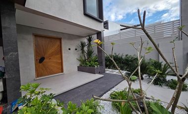 House For Sale in Alabang Hills Village, Muntinlupa City