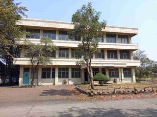 DI JUAL MURAH EX PABRIK BESI DI MEDAENG, KEDUNGTURI - WARU, SIDOARJO

Fasilitas Lengkap

Ada Gedung Kantor

Kantin Karyawan

Mushola

PagarTembok keliling

Ada Mess Karyawan

SPESIFIKASI : 

LT 21.58 Ha 

HGB aktif s/d 2054

Termurah Rp 1.5jt/m² Nego (Include PPN11%)

_Bisa Perluasan Lahan Industri area 10.37Ha - Harga Rp 1.6jt/m² ( Incl PPN 11%)_
