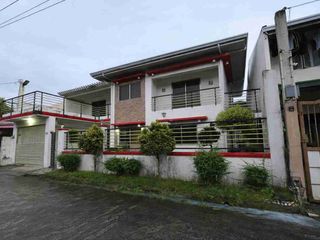 House and Lot For Sale LA 198 sqm 6 BR 3 T& Bath in Sta. Cruz Laguna